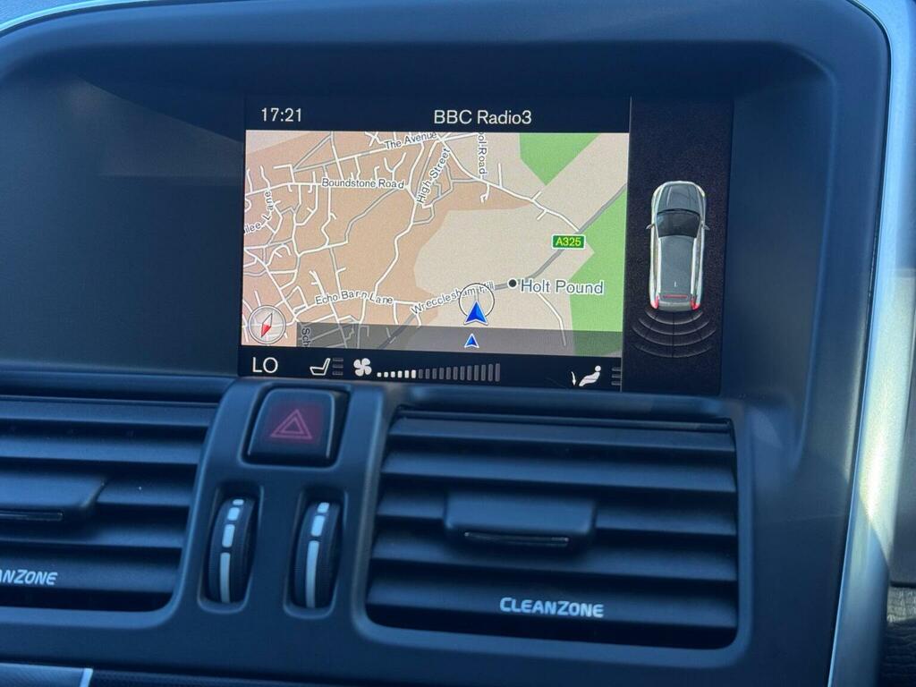 Volvo XC60 2.0 D4 R-design Nav Suv Euro 6 Black #58
