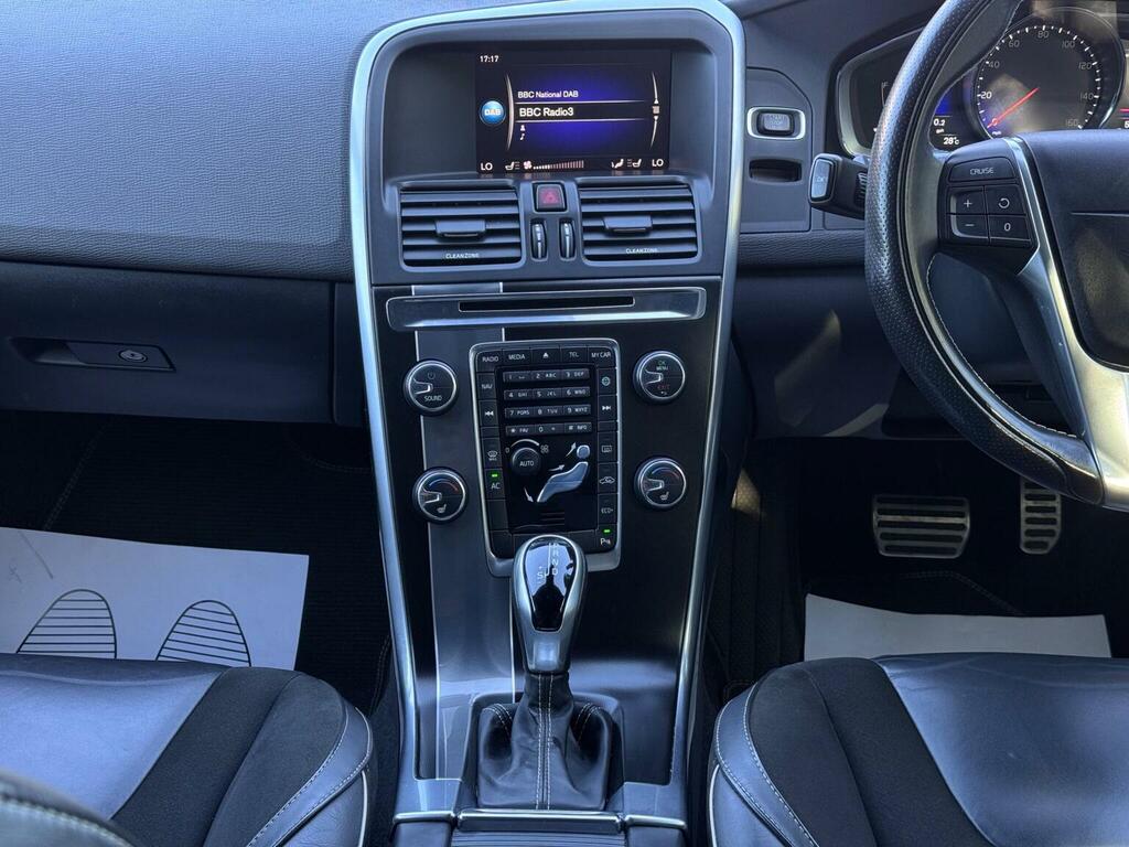 Volvo XC60 2.0 D4 R-design Nav Suv Euro 6 Black #49