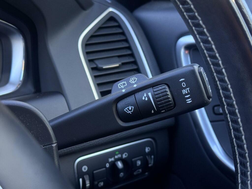 Volvo XC60 2.0 D4 R-design Nav Suv Euro 6 Black #44