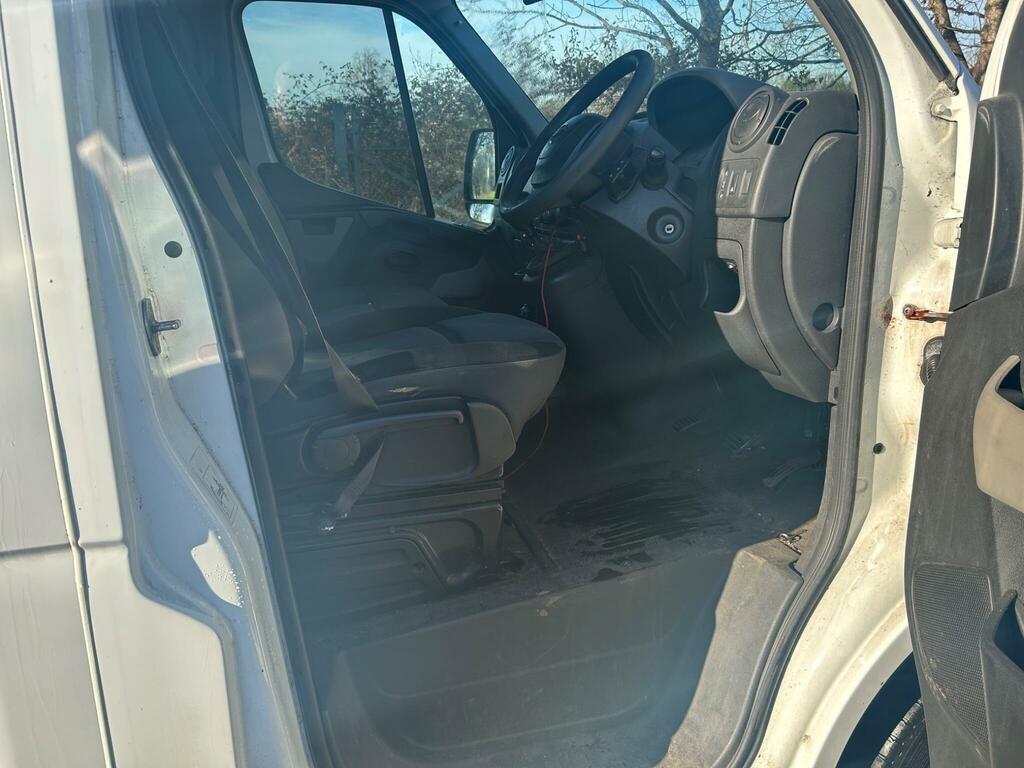 Nissan NV400 Dci 35 Se White #20