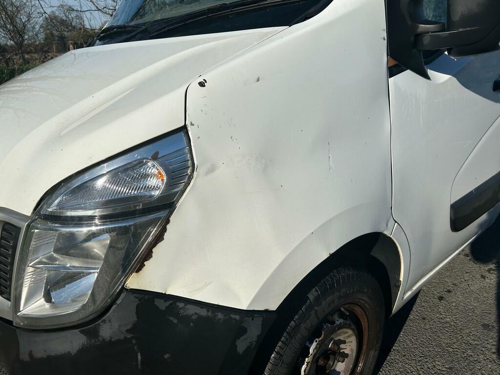 Nissan NV400 Dci 35 Se White #10