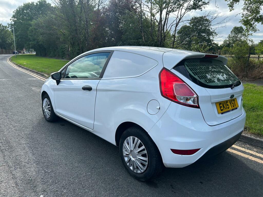 Ford Fiesta 1.6 Tdci Econetic II Panel Van EK15YST White #5
