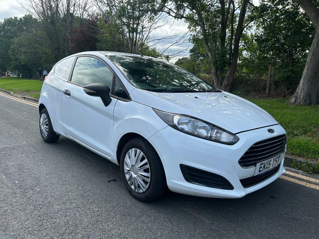 Ford Fiesta 1.6 Tdci Econetic II Panel Van EK15YST White #2