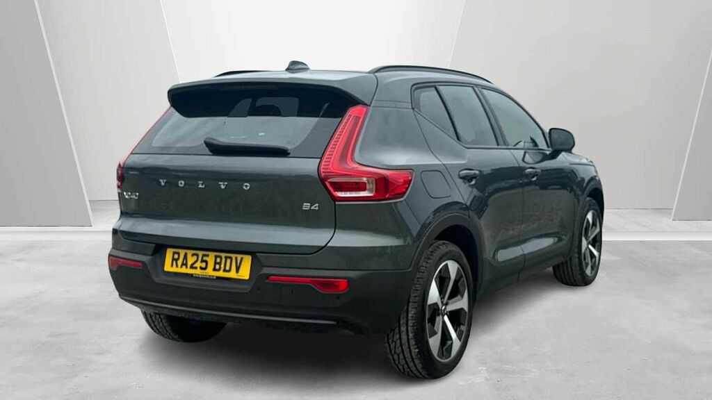 Volvo XC40 Plus, B4 Mild Hybrid, Dark RA25BDV #3