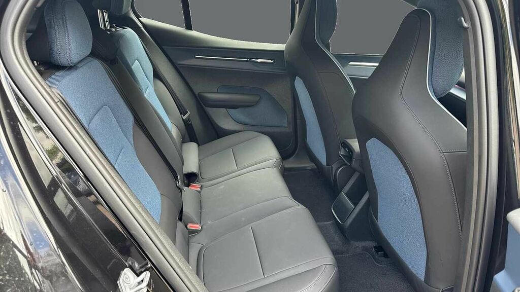 Volvo EX30 Plus, Single Motor Extended Range Google-phone St GJ26THF Black #6