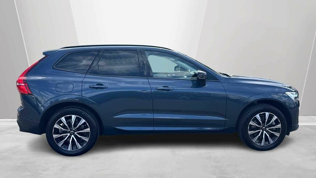 Volvo XC60 Plus, B4 Awd Mild Hybrid, Tinted Windows - Blue #3