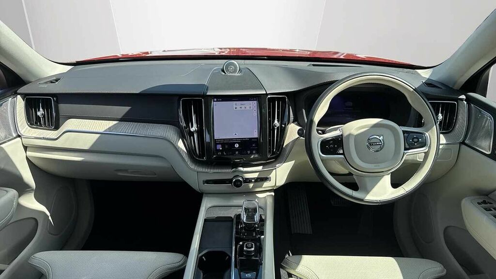 Volvo XC60 Ultimate, B5 Awd Mild Hybrid, Bowers Wil WN22XVD Red #5