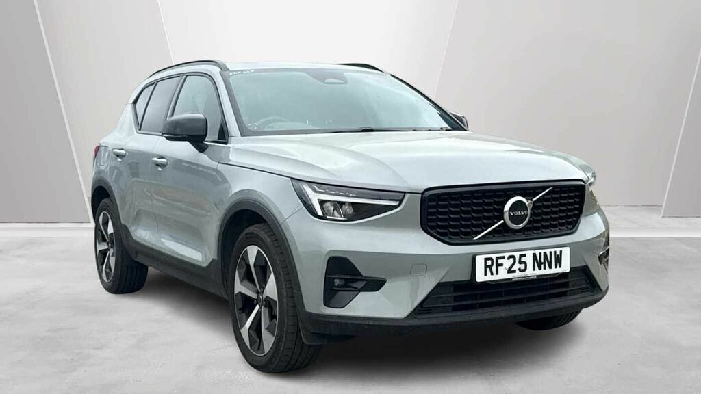 Volvo XC40 Plus, B4 Mild Hybrid, Dark Grey