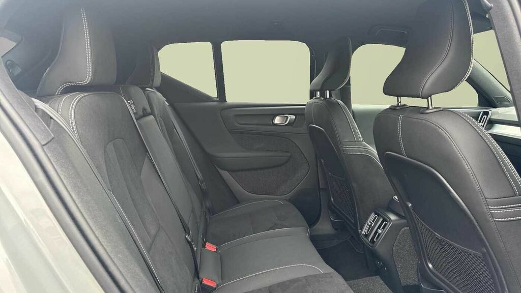 Volvo XC40 Plus, B4 Mild Hybrid, Dark RF25NNW Grey #6