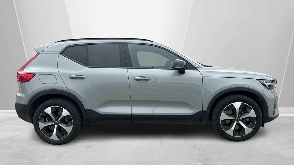 Volvo XC40 Plus, B4 Mild Hybrid, Dark RF25NNW Grey #3
