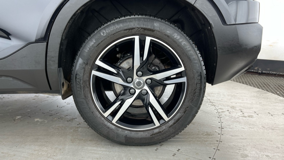 Volvo XC40 R-design, T3 DK22MVC Black #4