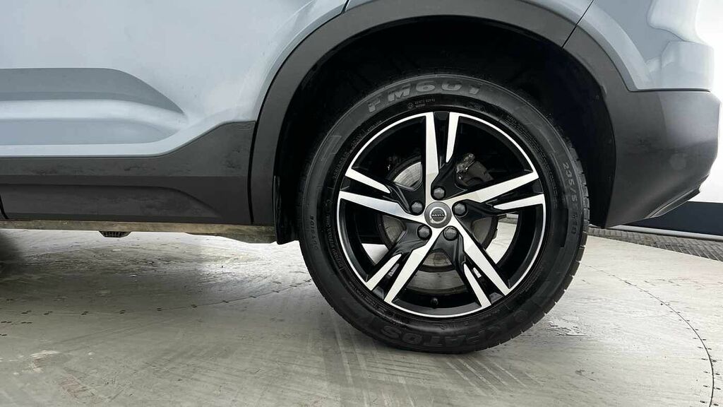 Volvo XC40 R-design, T3 YY22LGV Grey #6