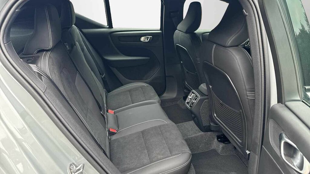 Volvo XC40 Plus, B3 Mild Hybrid, - Power Tailgate GJ26LLG Grey #6