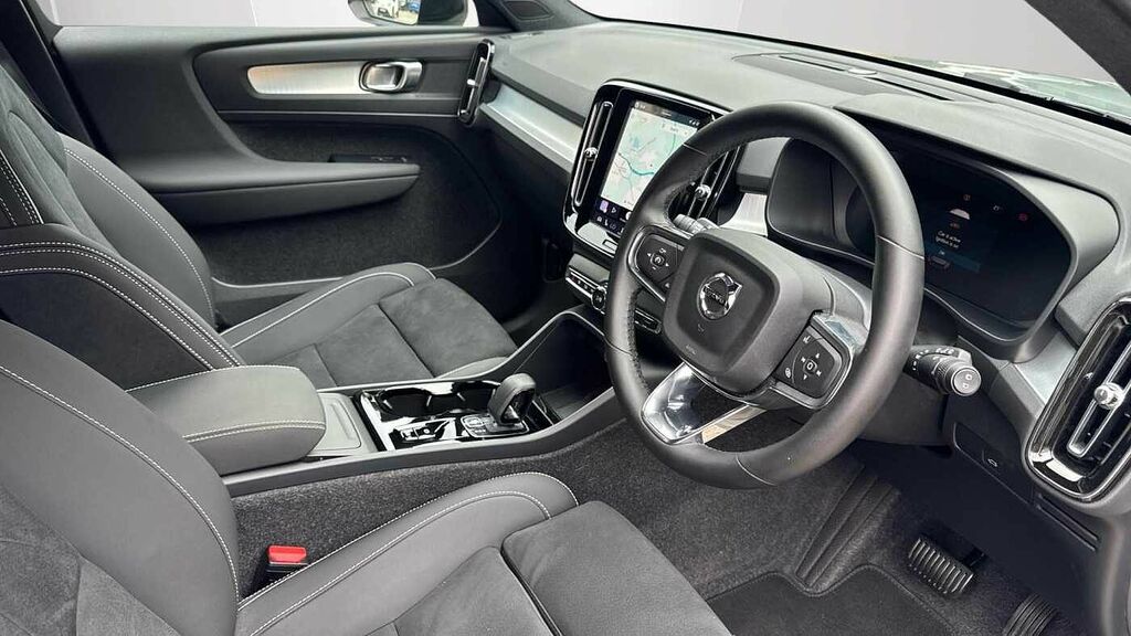 Volvo XC40 Plus, B3 Mild Hybrid, - Power Tailgate GJ26LLG Grey #4