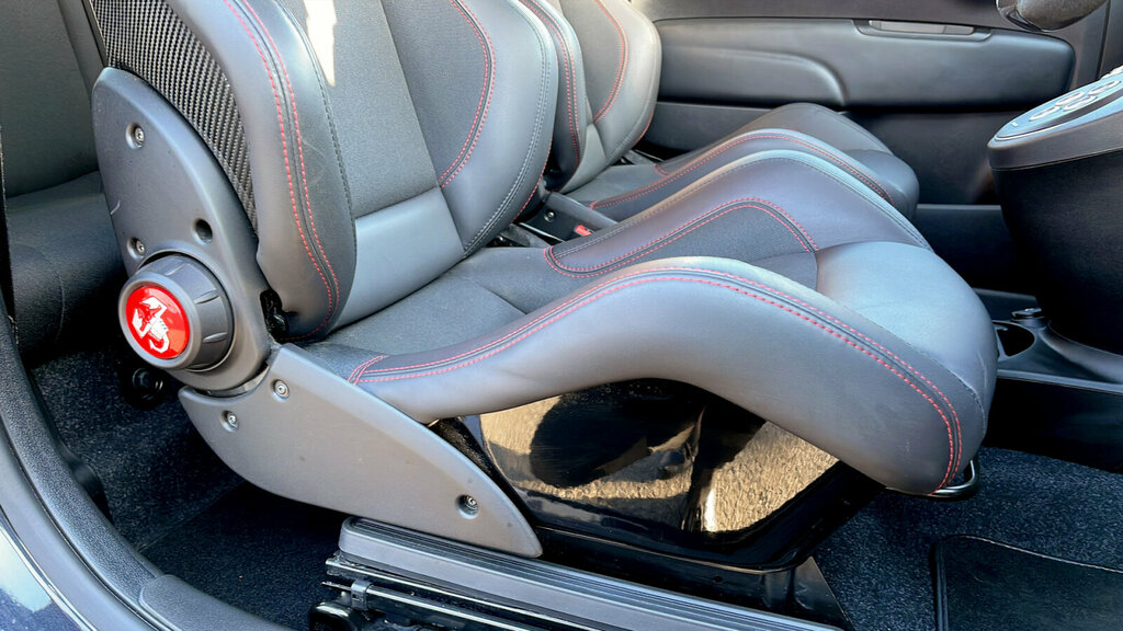 Abarth 695 Manual Black #27