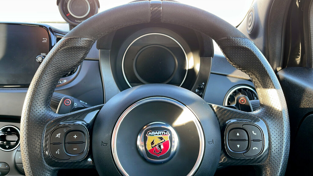 Abarth 695 Manual Black #13