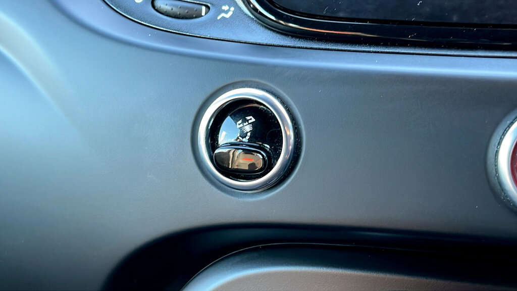 Abarth 695 Manual Black #40