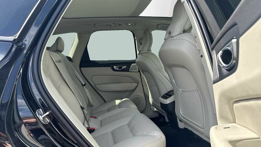 Volvo XC60 Ultra, B5 Awd Mild Hybrid, Dark Black #6