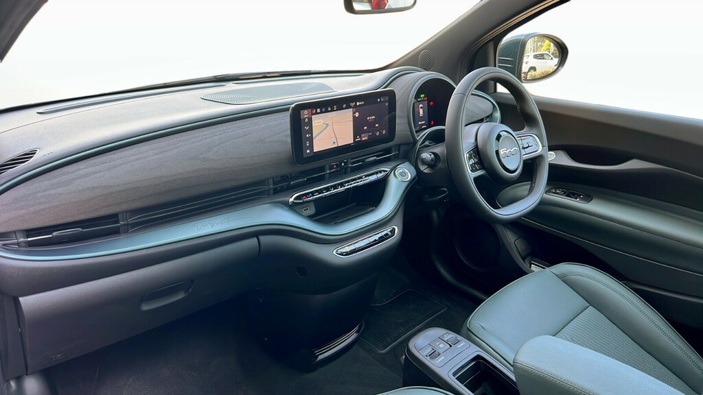 Fiat 500 Hatchback Red #18