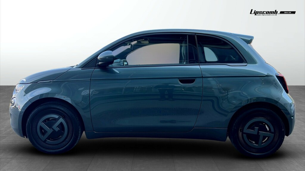 Fiat 500 Hatchback Red #31