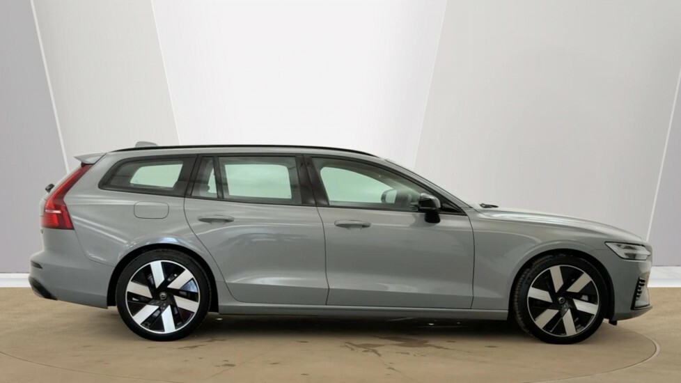 Volvo V60 Plus, T6 Awd Plug-in Hybrid, Dark Grey #2