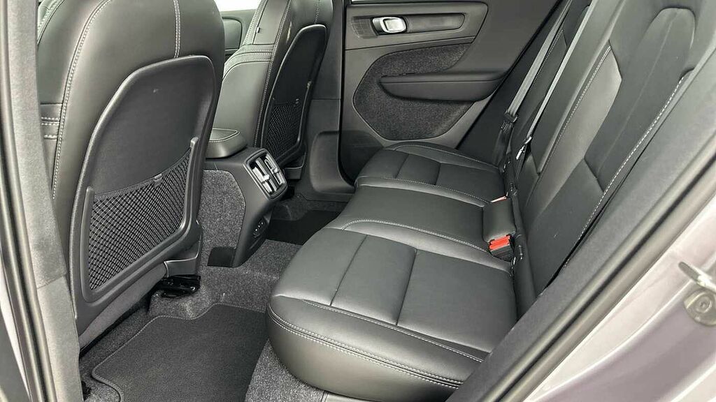Volvo XC40 2.0 B4p Plus Dark Blue #13