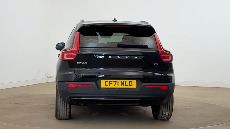 Volvo XC40 1.5 T3 163 R Design Geartronic Black #4