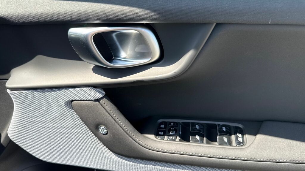 Polestar 2 220Kw 82Kwh Long Range Single Motor Prime Grey #28