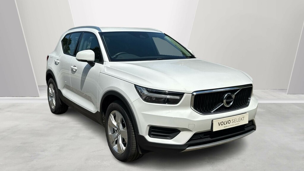 Volvo XC40 1.5 T3 163 Momentum Geartronic White