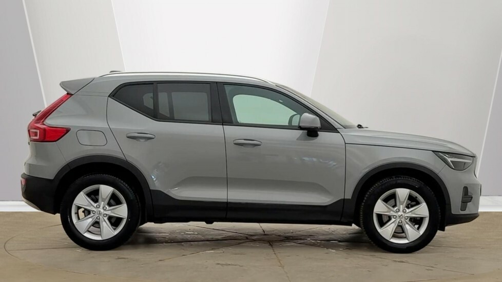 Volvo XC40 Core, B3 Mild Hybrid, Tinted Windows - Goo Grey #4