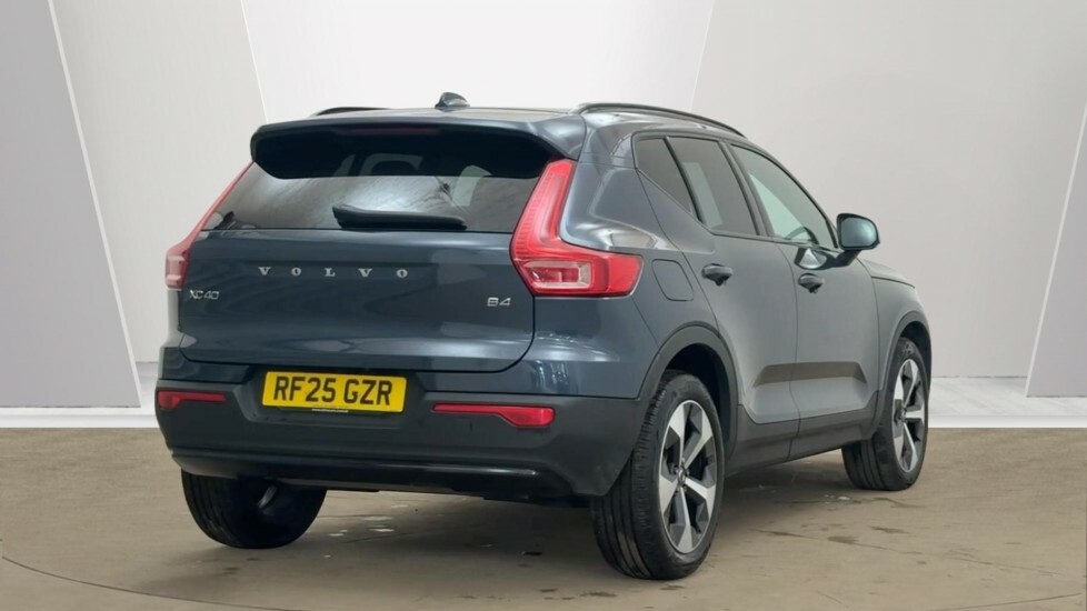 Volvo XC40 Plus, B4 Mild Hybrid, Spare Wheel-pilot As Blue #3
