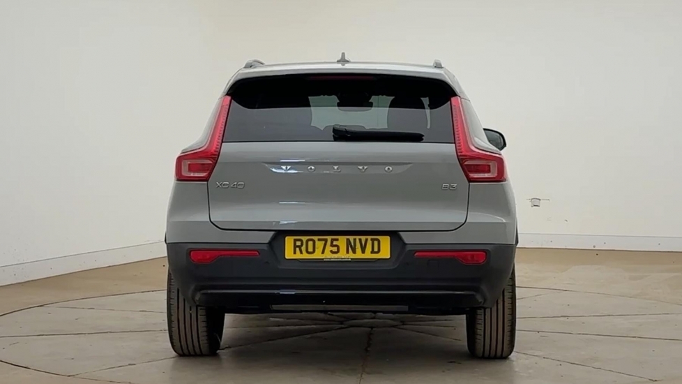 Volvo XC40 2.0 B3p Plus Dark Grey #4