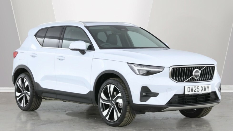 Volvo XC40 2.0 B3p Ultra Dark Blue