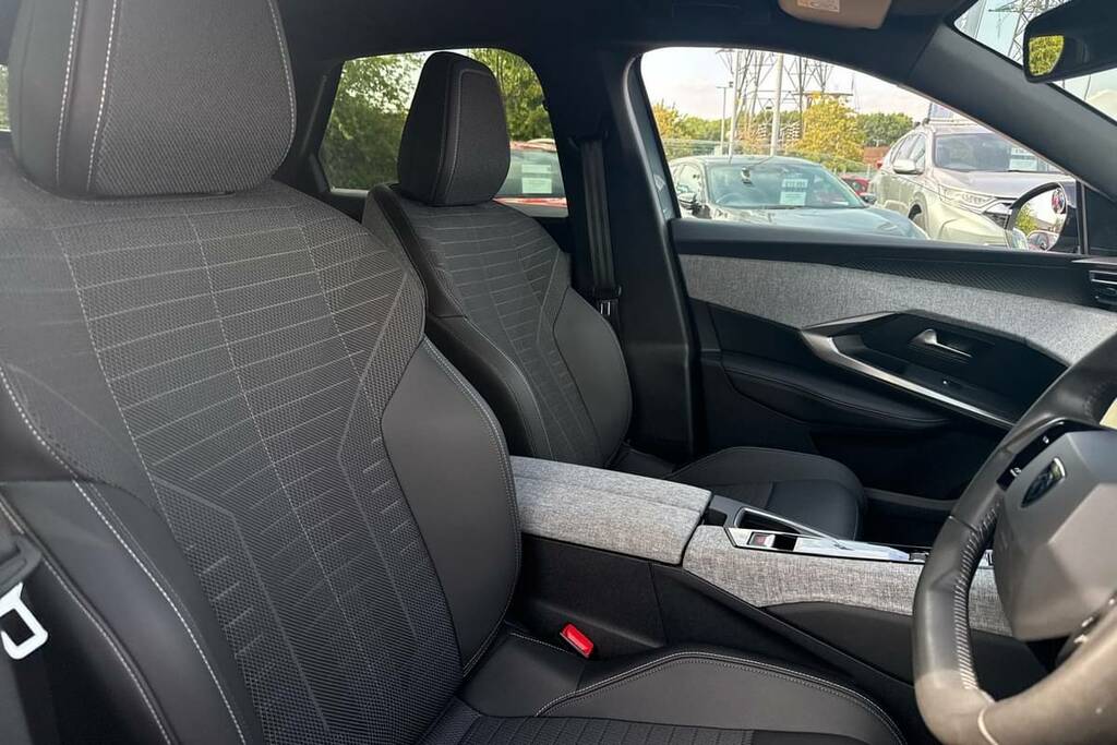 Peugeot 3008 1.2 Hybrid 136 Allure E-dsc6 Blue #6