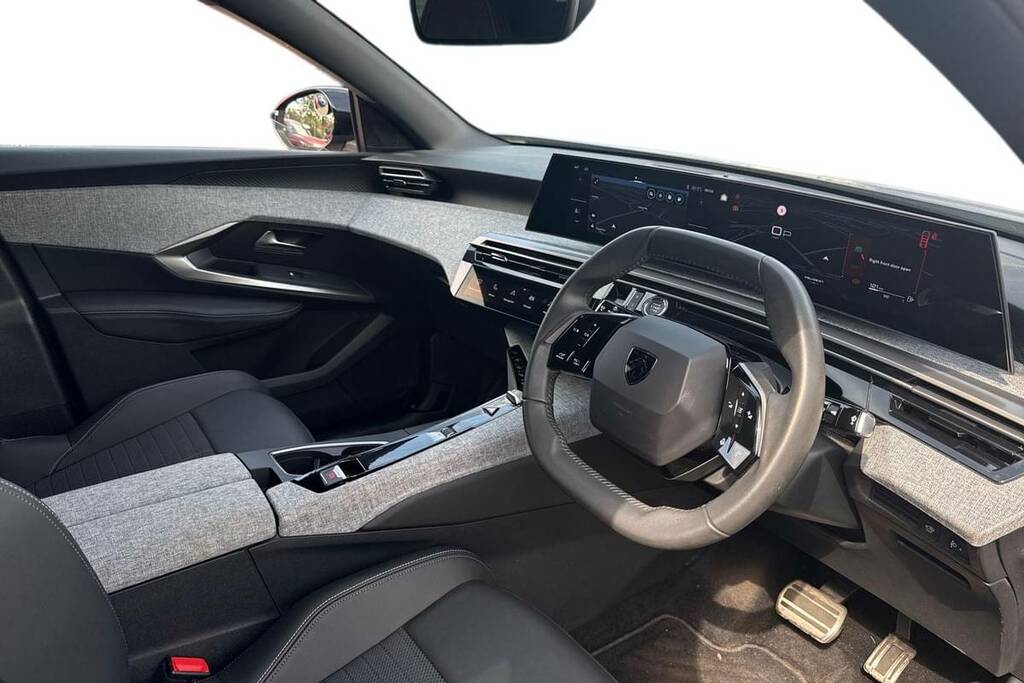 Peugeot 3008 1.2 Hybrid 136 Allure E-dsc6 Blue #4