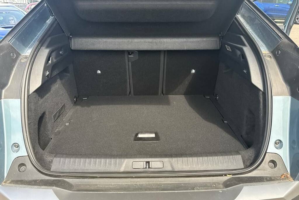 Peugeot 3008 1.2 Hybrid 136 Allure E-dsc6 Blue #2