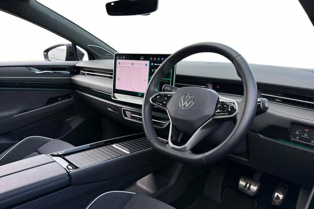 Volkswagen ID.7 210Kw Match Pro 77Kwh VU26CWK Blue #6