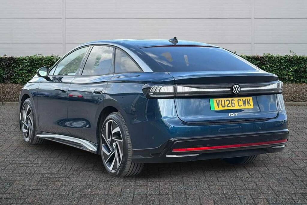 Volkswagen ID.7 210Kw Match Pro 77Kwh VU26CWK Blue #3