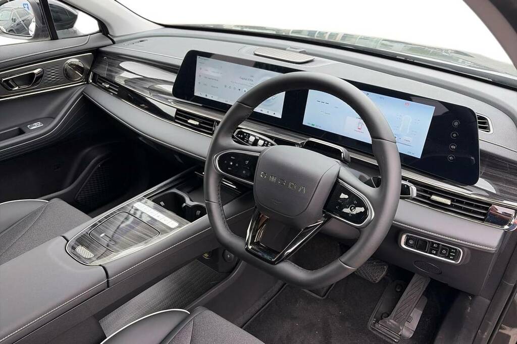 Omoda E5 150Kw Comfort 61Kwh Black #2