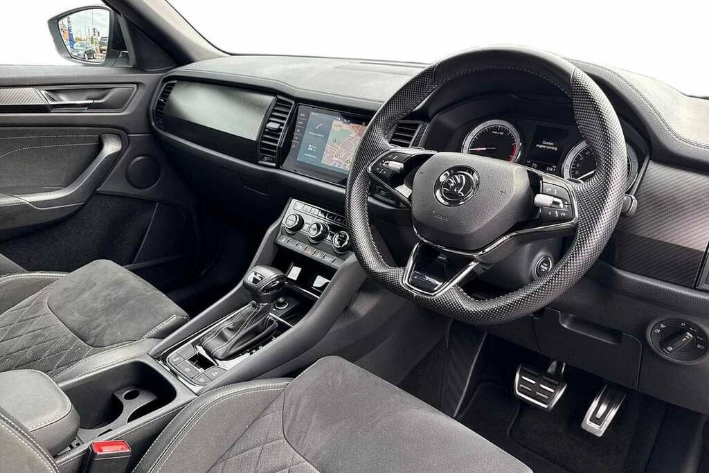 Skoda Kodiaq 1.5 Tsi Sport Line Dsg 7 Seat EU22JXF White #6