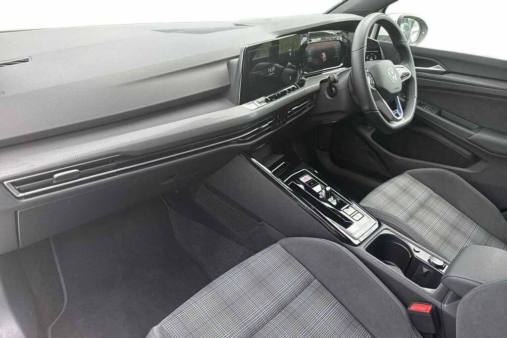 Volkswagen Golf 1.4 Tsi Gte Dsg White #2