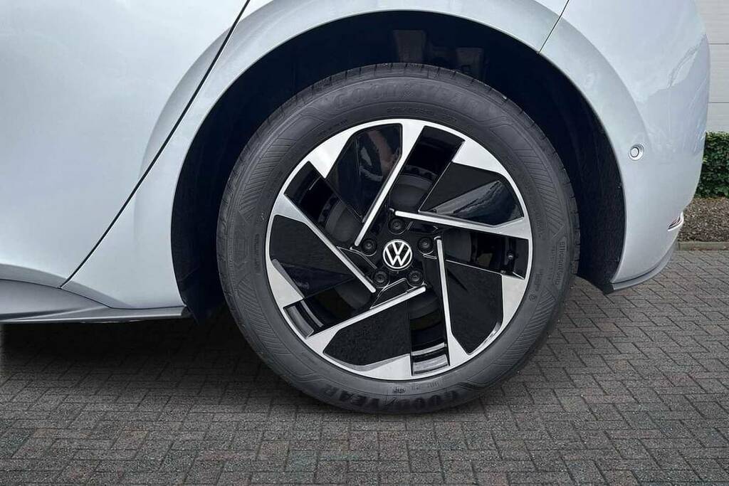 Volkswagen ID.3 150Kw Match Pro 59Kwh BL26UJW Silver #5