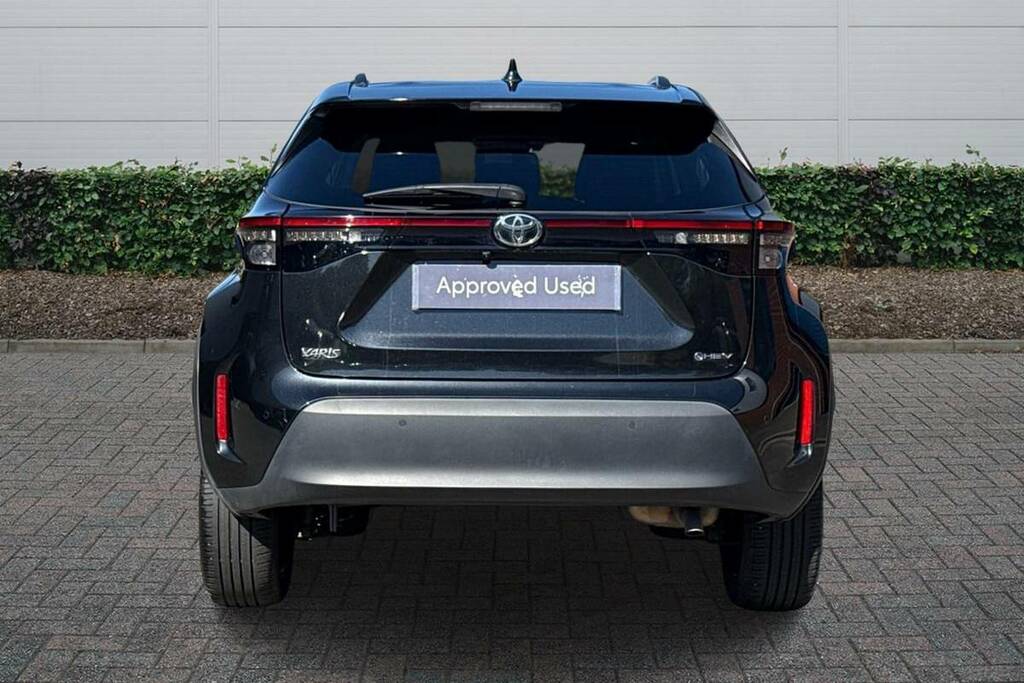 Toyota Yaris Cross 1.5 Hybrid Excel Cvt BW24JKO Black #4