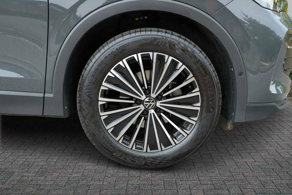Volkswagen Tiguan 1.5 Etsi Match Dsg BJ75VAK Beige #5