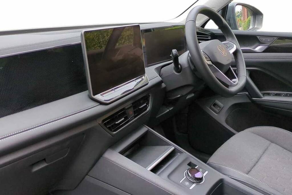 Volkswagen Tiguan 1.5 Etsi Match Dsg BJ75VAK Beige #2