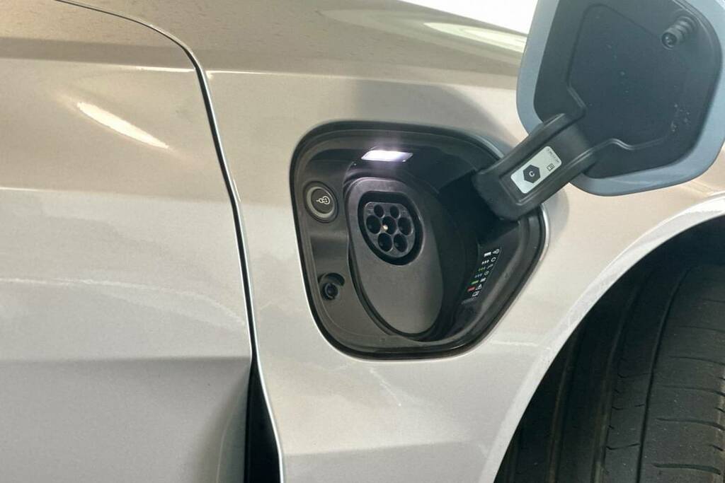 Audi E Tron GT 390Kw Quattro 93Kwh Silver #5