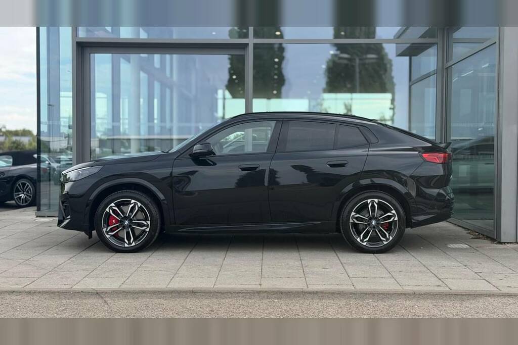 BMW iX2 230Kw Xdrive30 Shadow Edition 65Kwh Blue #4