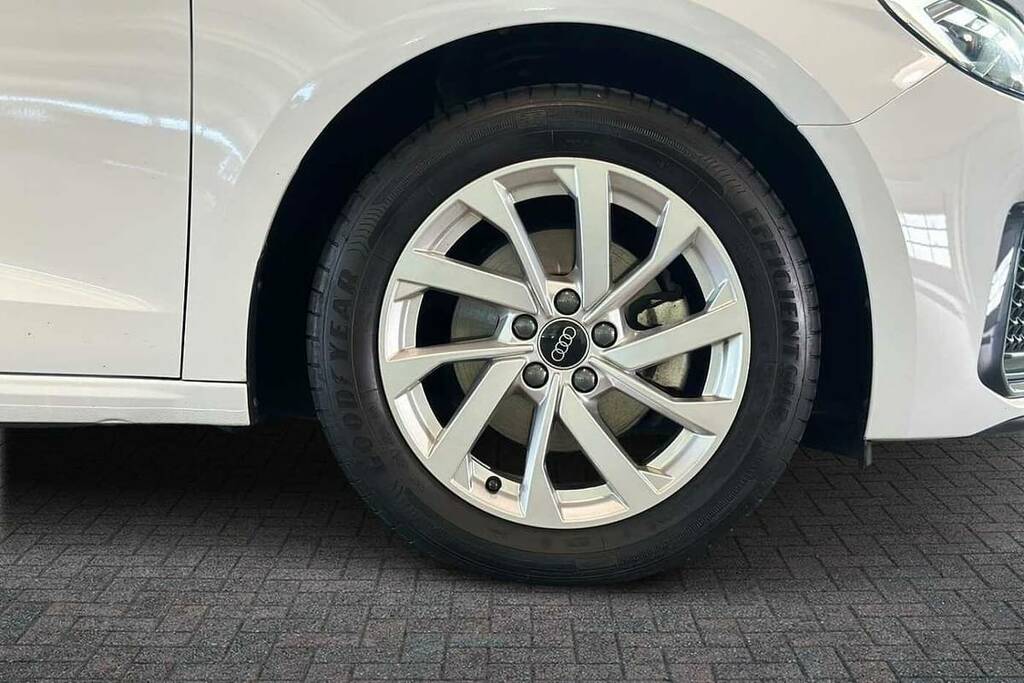 Audi A1 30 Tfsi 110 Sport S Tronic VN23BKF White #5