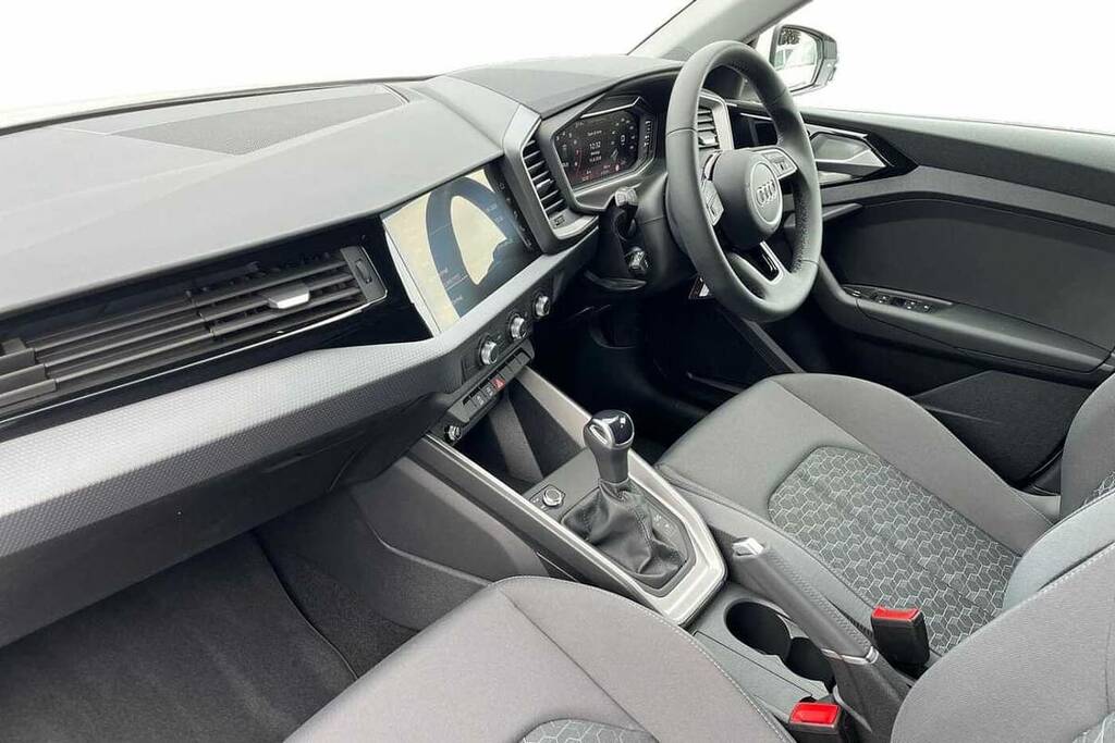 Audi A1 25 Tfsi Sport S Tronic BV26EYX White #2