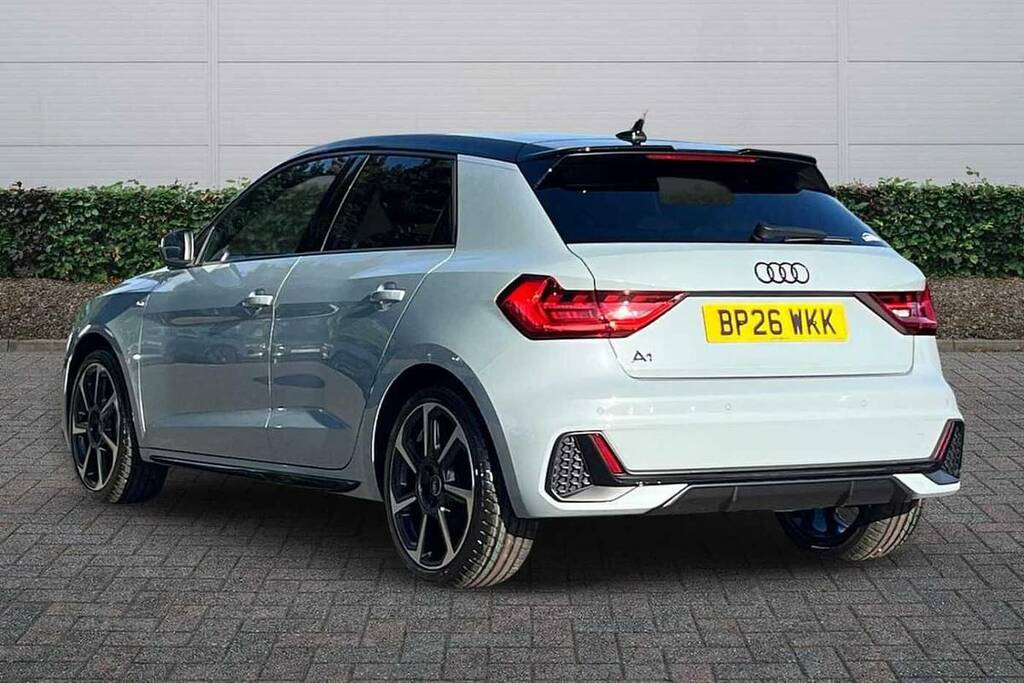 Audi A1 25 Tfsi Black Edition S Tronic BP26WKK Grey #3